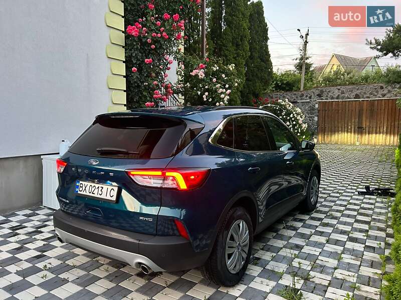 Внедорожник / Кроссовер Ford Escape 2019 в Хмельницком