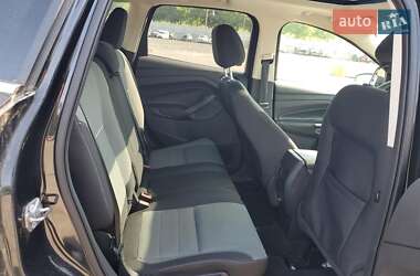 Внедорожник / Кроссовер Ford Escape 2015 в 