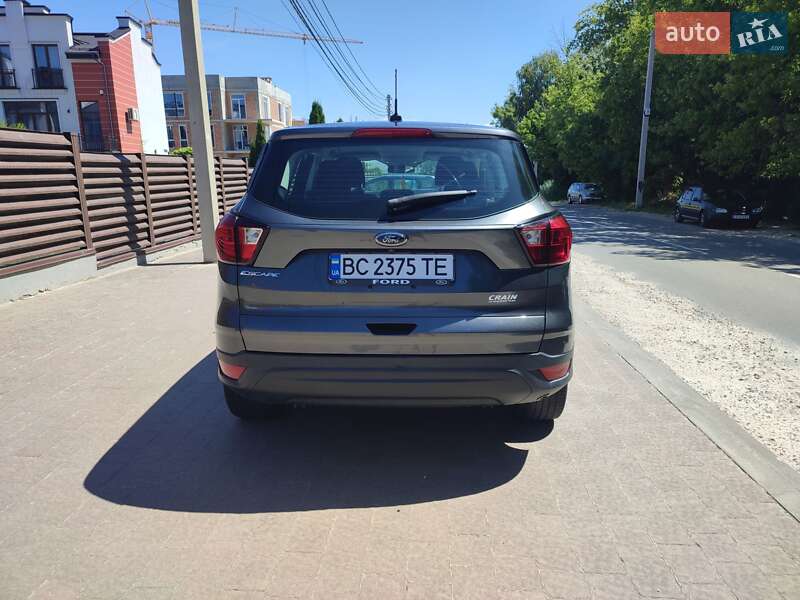 Позашляховик / Кросовер Ford Escape 2016 в Львові