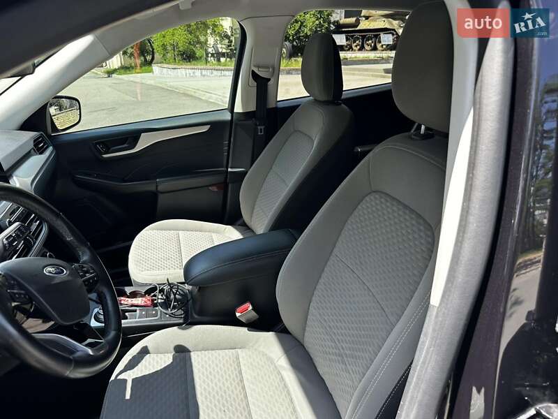 Внедорожник / Кроссовер Ford Escape 2022 в Киеве