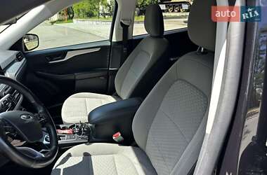 Внедорожник / Кроссовер Ford Escape 2022 в 