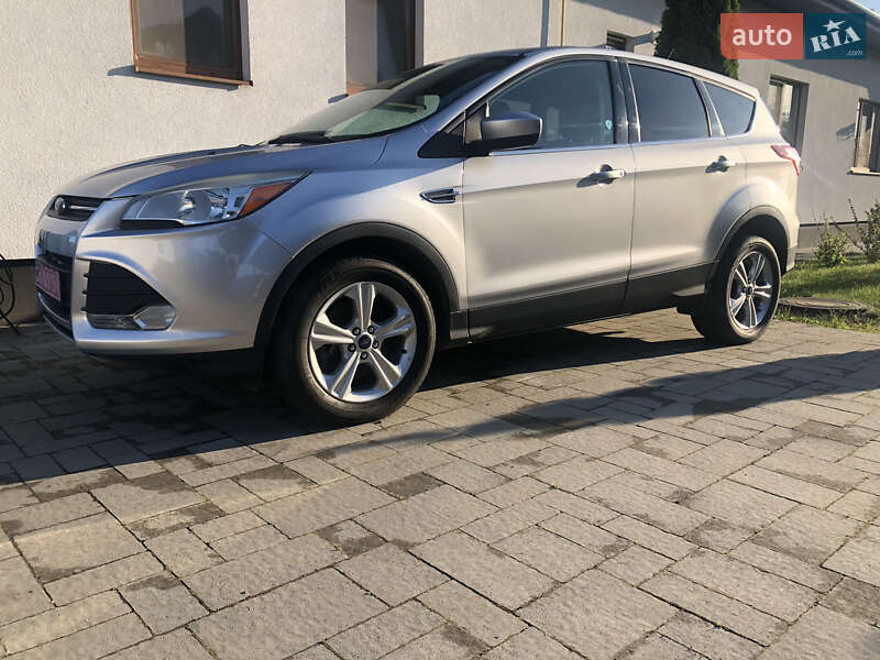 Внедорожник / Кроссовер Ford Escape 2014 в 