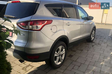 Внедорожник / Кроссовер Ford Escape 2014 в 
