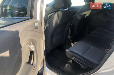 Внедорожник / Кроссовер Ford Escape 2014 в 