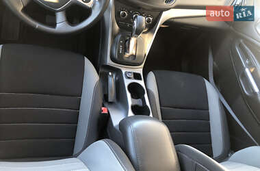 Внедорожник / Кроссовер Ford Escape 2014 в 