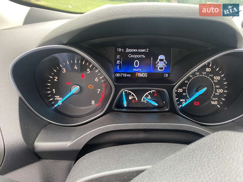 Внедорожник / Кроссовер Ford Escape 2018 в Львове