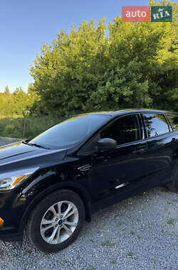 Позашляховик / Кросовер Ford Escape 2016 в Львові