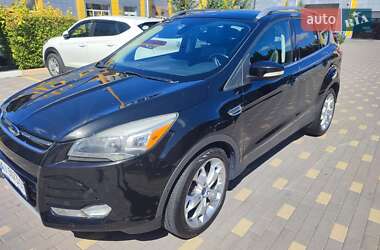 Внедорожник / Кроссовер Ford Escape 2014 в 