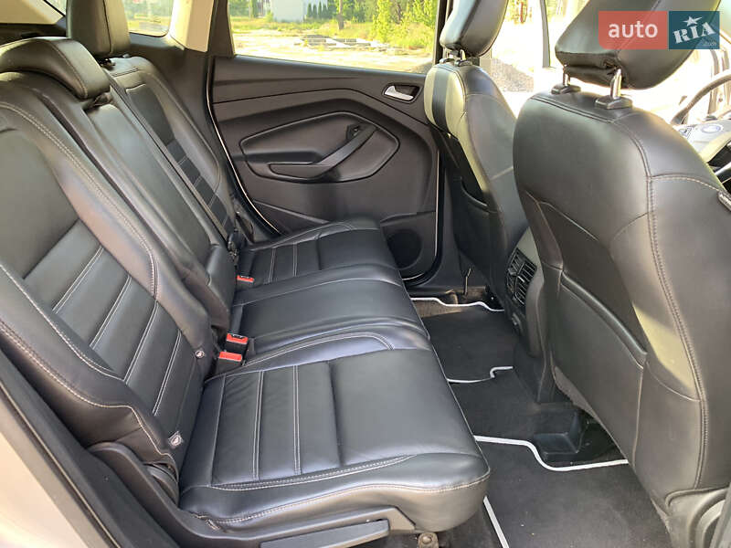 Внедорожник / Кроссовер Ford Escape 2018 в Киеве