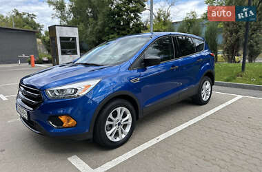 Позашляховик / Кросовер Ford Escape 2016 в Києві