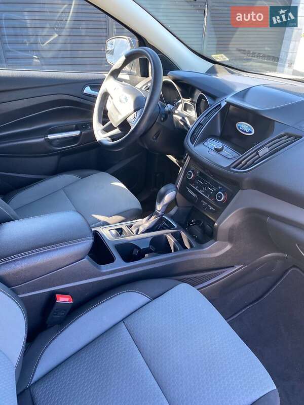 Внедорожник / Кроссовер Ford Escape 2019 в Луцке фото 17 Внедорожник / Кроссовер Ford Escape 2019 в Луцке