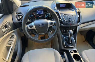 Внедорожник / Кроссовер Ford Escape 2013 в 