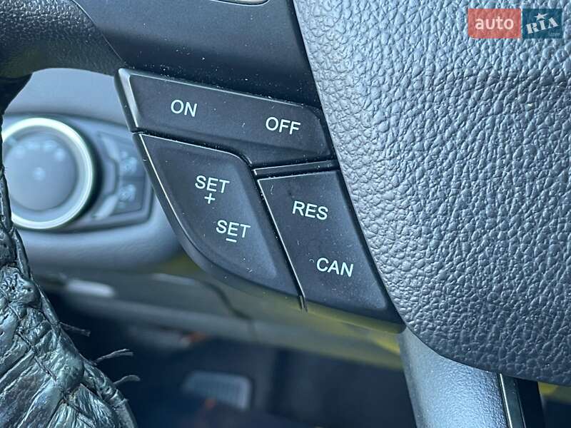 Внедорожник / Кроссовер Ford Escape 2017 в Киеве