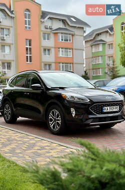 Позашляховик / Кросовер Ford Escape 2021 в Києві