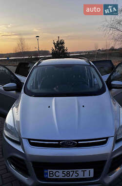 Внедорожник / Кроссовер Ford Escape 2013 в 