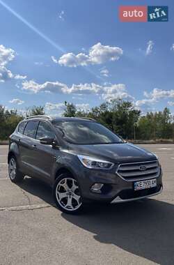 Позашляховик / Кросовер Ford Escape 2019 в Кривому Розі