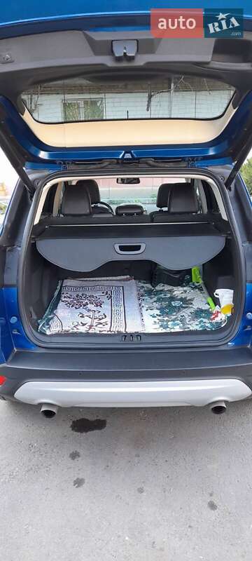 Внедорожник / Кроссовер Ford Escape 2016 в Черноморске