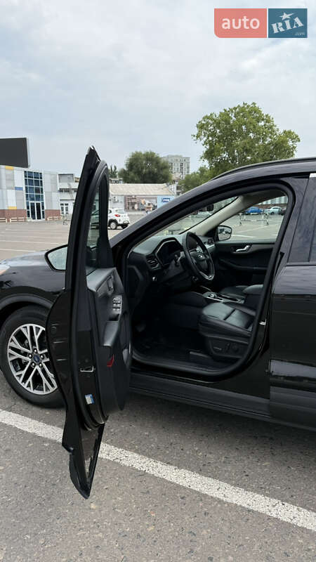 Внедорожник / Кроссовер Ford Escape 2019 в Одессе