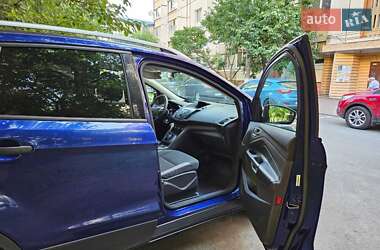 Внедорожник / Кроссовер Ford Escape 2014 в 