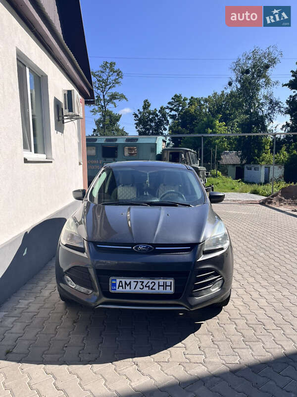 Позашляховик / Кросовер Ford Escape 2014 в Коростені