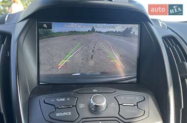 Внедорожник / Кроссовер Ford Escape 2014 в 