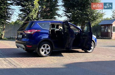 Внедорожник / Кроссовер Ford Escape 2015 в 