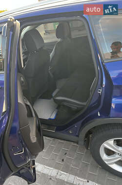 Внедорожник / Кроссовер Ford Escape 2014 в 