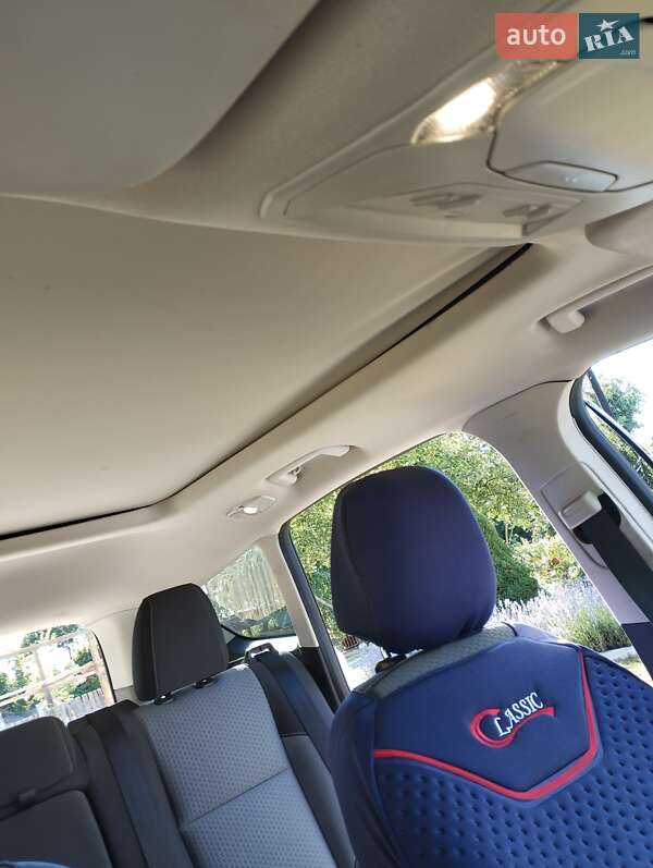 Внедорожник / Кроссовер Ford Escape 2017 в Кременце