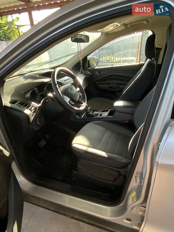 Внедорожник / Кроссовер Ford Escape 2018 в Полтаве фото 4 Внедорожник / Кроссовер Ford Escape 2018 в Полтаве