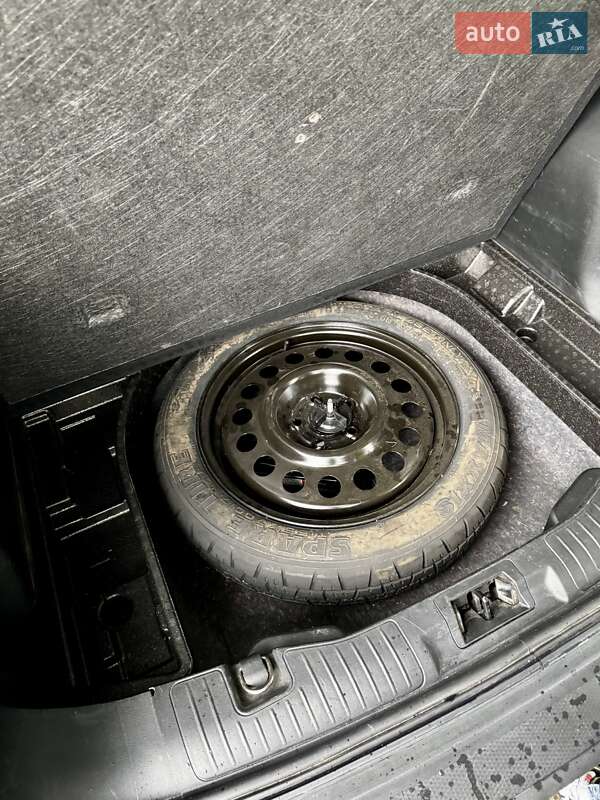 Внедорожник / Кроссовер Ford Escape 2020 в Сумах