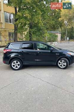 Внедорожник / Кроссовер Ford Escape 2012 в 