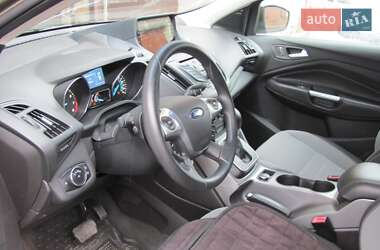 Внедорожник / Кроссовер Ford Escape 2013 в 