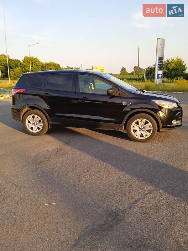 Внедорожник / Кроссовер Ford Escape 2012 в Мене