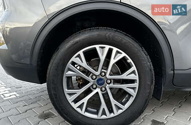 Внедорожник / Кроссовер Ford Escape 2022 в 