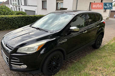 Внедорожник / Кроссовер Ford Escape 2013 в 