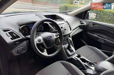 Внедорожник / Кроссовер Ford Escape 2013 в 