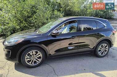 Внедорожник / Кроссовер Ford Escape 2021 в Полтаве