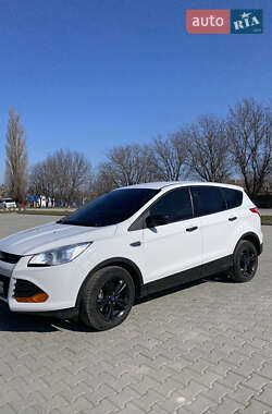 Внедорожник / Кроссовер Ford Escape 2014 в 