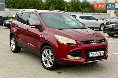 Внедорожник / Кроссовер Ford Escape 2014 в 