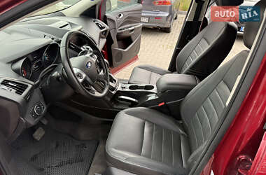 Внедорожник / Кроссовер Ford Escape 2014 в 