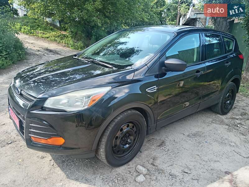 Внедорожник / Кроссовер Ford Escape 2014 в 