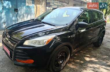 Внедорожник / Кроссовер Ford Escape 2014 в 