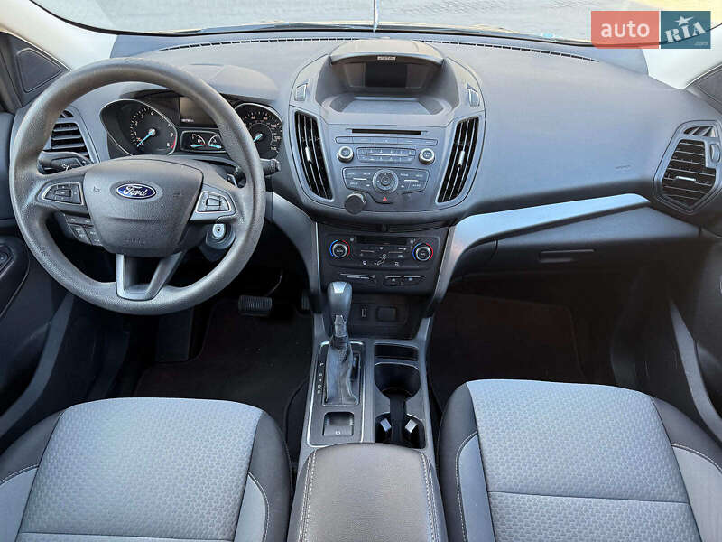 Позашляховик / Кросовер Ford Escape 2017 в Одесі