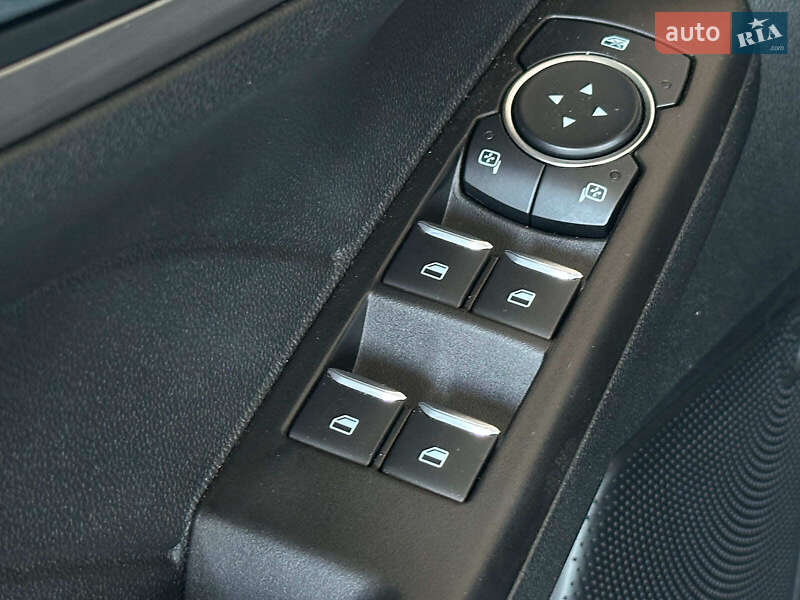 Внедорожник / Кроссовер Ford Escape 2022 в Одессе