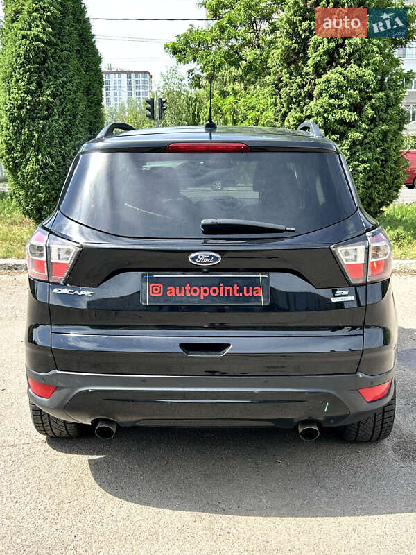Позашляховик / Кросовер Ford Escape 2016 в Сумах