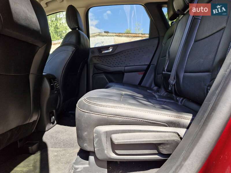 Внедорожник / Кроссовер Ford Escape 2020 в Умани