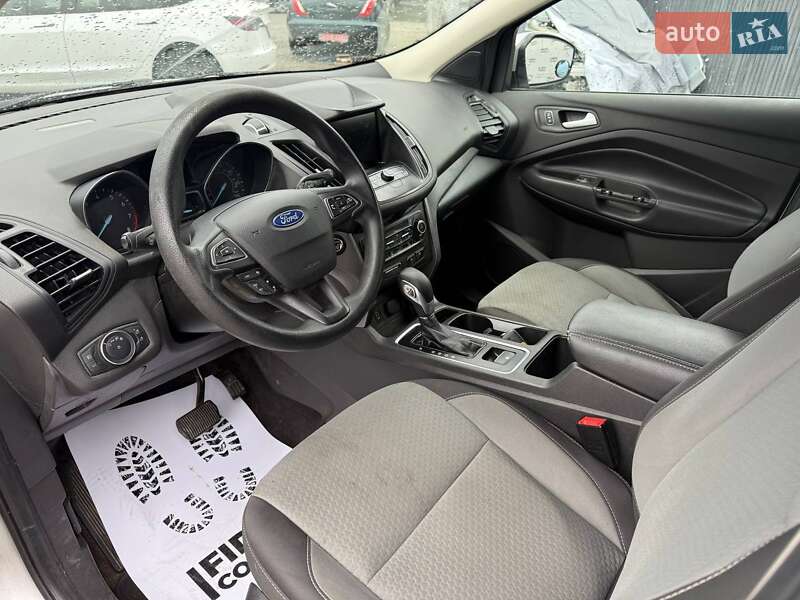 Внедорожник / Кроссовер Ford Escape 2019 в Луцке
