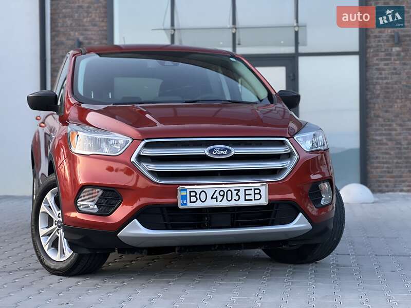 Внедорожник / Кроссовер Ford Escape 2018 в Тернополе