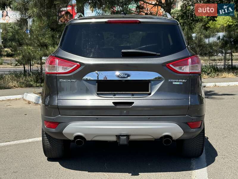 Внедорожник / Кроссовер Ford Escape 2015 в Одессе