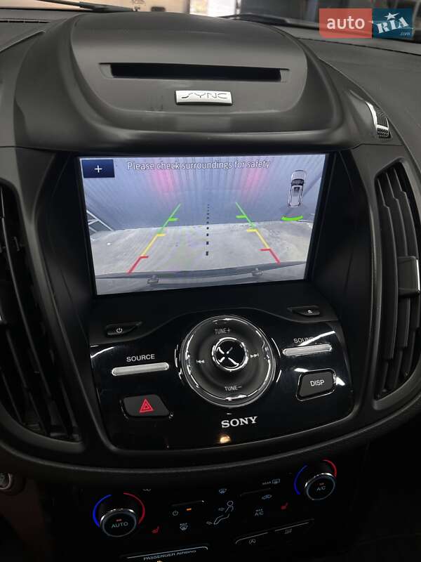 Внедорожник / Кроссовер Ford Escape 2016 в Одессе